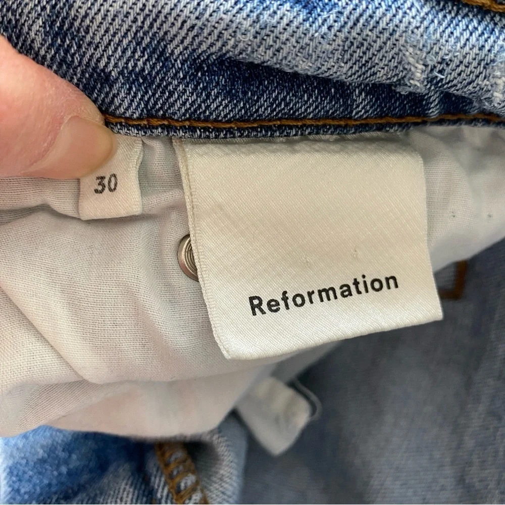 Reformation Cropped Flood Jeans Distressed Raw Hem in Olympic Wash Sz 30 - Picture 10 of 16